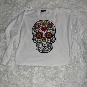 Skull size M shirt